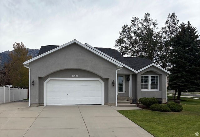 12027 Blue Heron Dr — photo