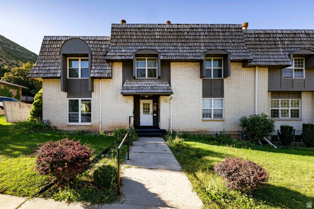 3000 E Kennedy Dr #2 — photo