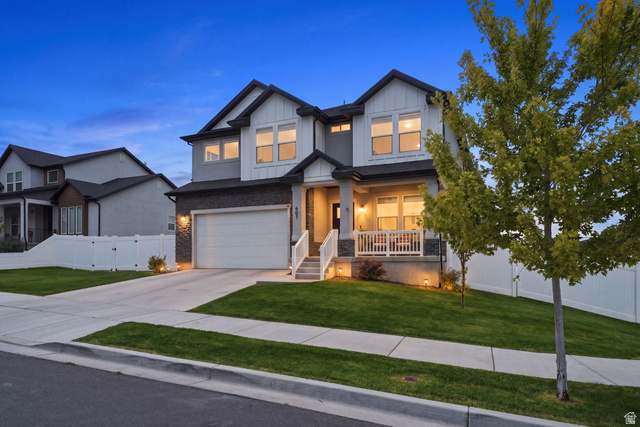 607 N Hill View Dr — photo