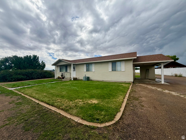 899 N 500 W — photo