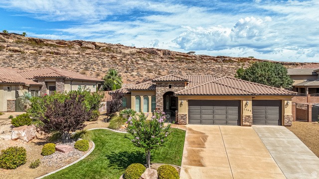 2745 E Rasmussen Dr — photo