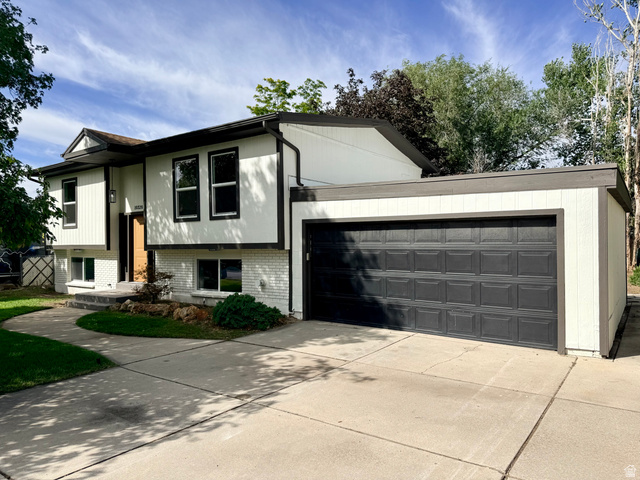 10320 S Clearview Dr — photo