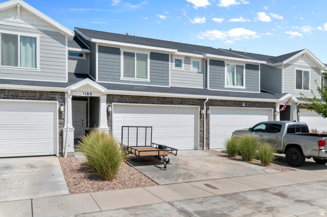 1180 W Hidden Spring Dr — photo