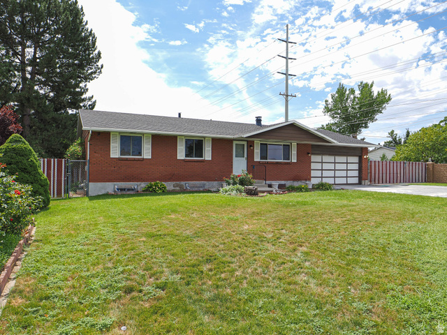 2683 W Castle Oaks Cir — photo