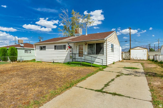 4751 S 4140 W — photo