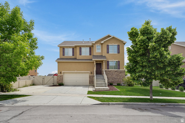 1805 W Grays Pl — photo