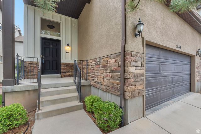 2630 N Cypress Way — photo