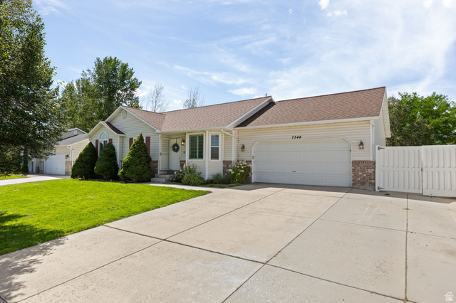 7344 S Regal Hill Dr — photo