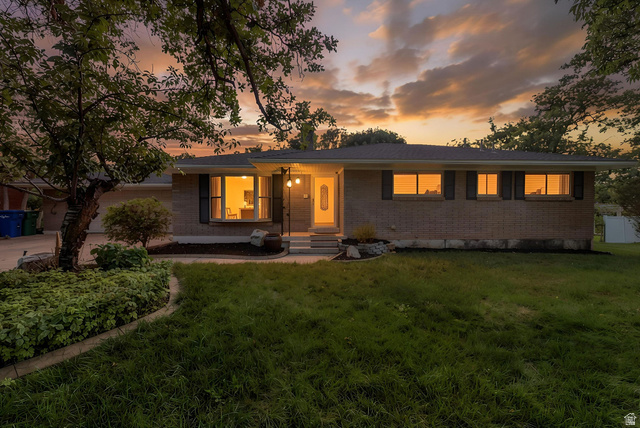 4121 College Dr — photo