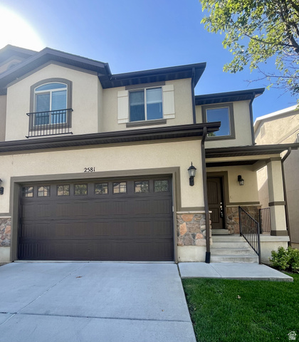 2581 W Cottonwood Dr — photo