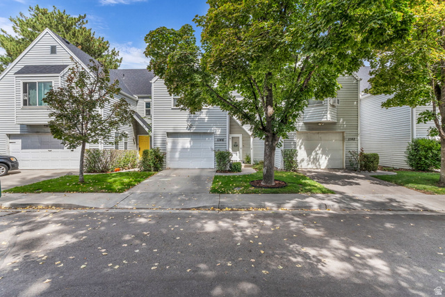 1146 N Regent Court (435 W) #14 — photo