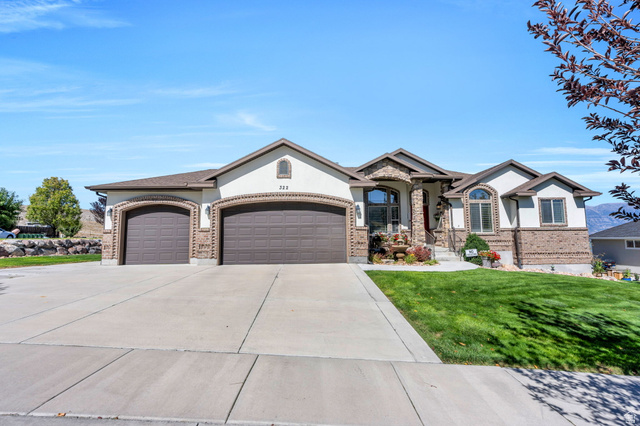 322 W Lariat Blvd — photo