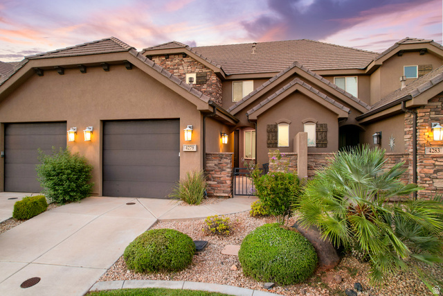 4279 E Razor Ridge Dr — photo
