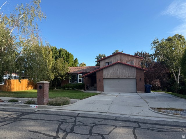 2829 E Willow Bend — photo
