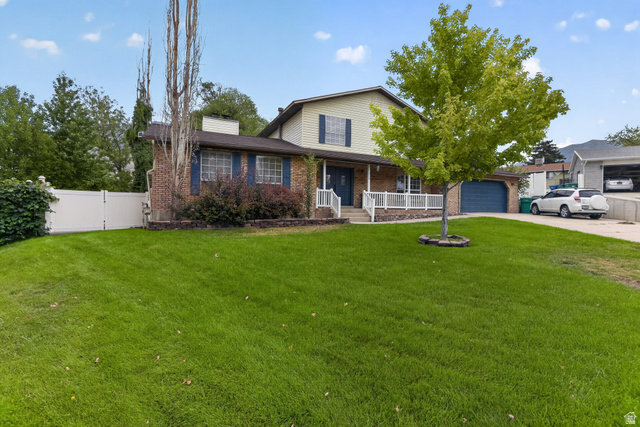 110 W 1960 N — photo