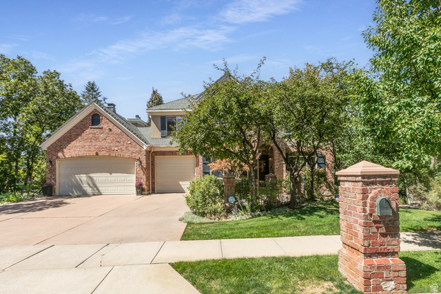 1095 E Mariwood Cir — photo