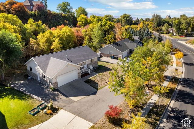 838 E Mountain Rd — photo