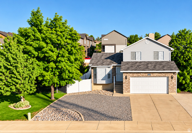 4180 Lily Dr — photo