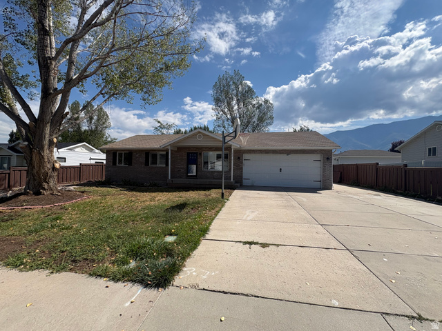 592 N 450 W — photo