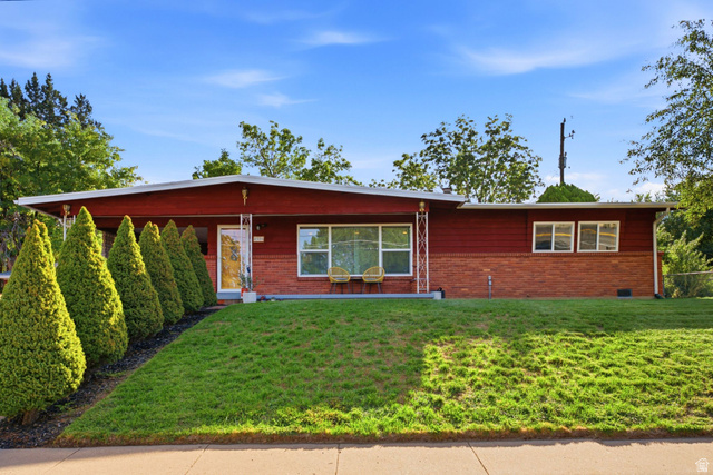 4326 S Adams Ave — photo