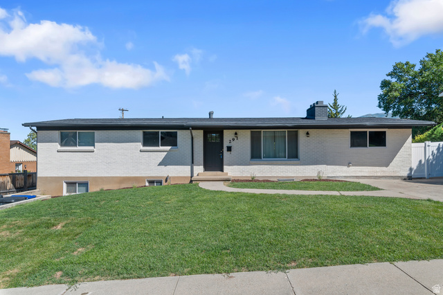 291 E 1950 S — photo