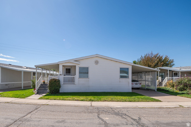 1111 N 2000 W #335 — photo