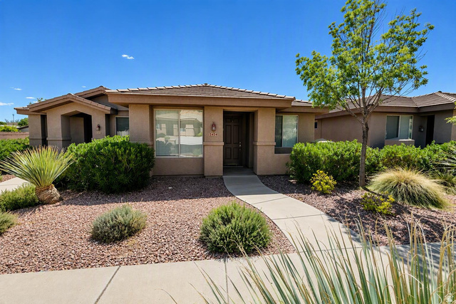 3434 E Hidden Springs Dr — photo