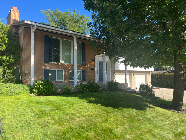 810 N 60 E — photo