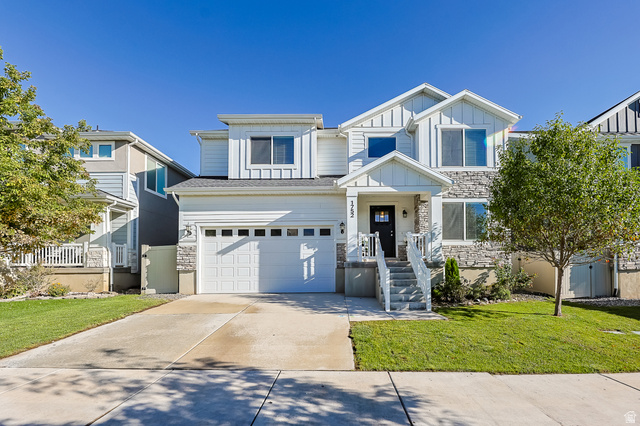 1752 W Valcrest Dr — photo