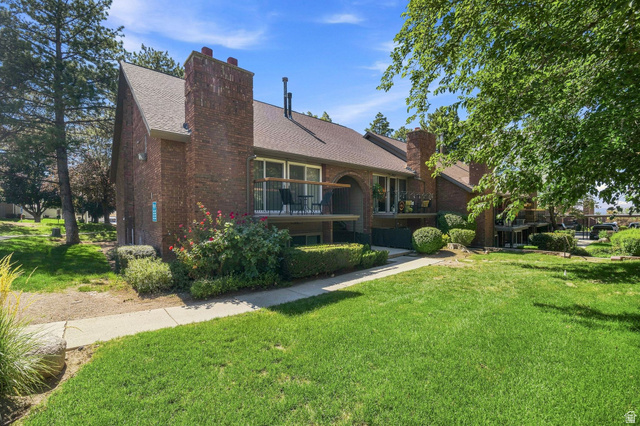 1241 E Cottonwood Hills Dr — photo