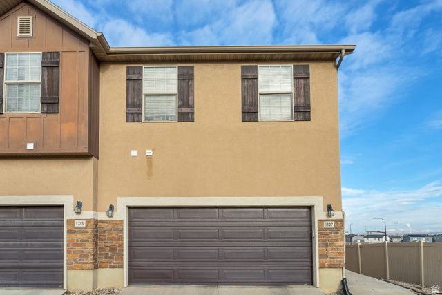 1327 Lily Pad Dr — photo