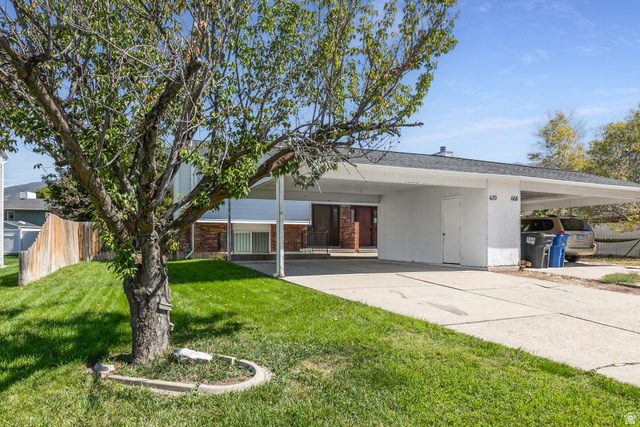 670 N 400 W — photo