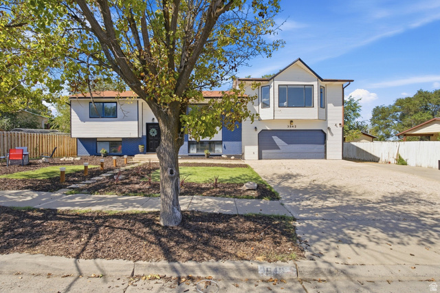3542 S Toolson Dr — photo