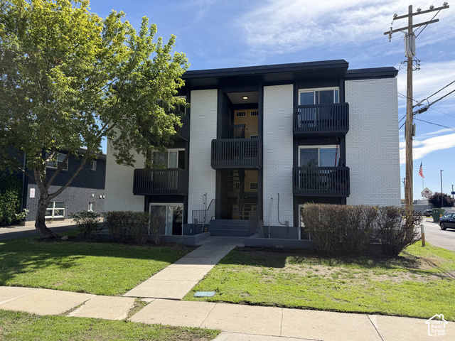120 E Utopia Ave — photo