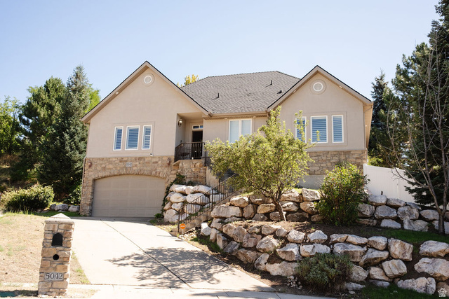 5042 S Viking Dr — photo