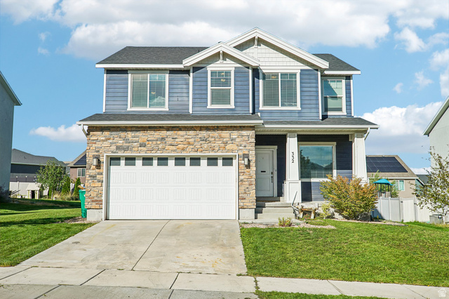 332 Stone Dr — photo