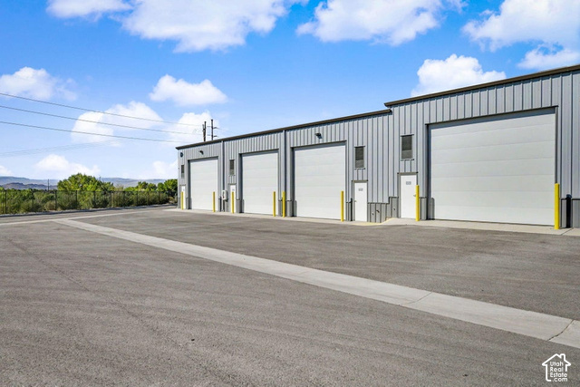 24 E Industrial Dr #D23 — photo