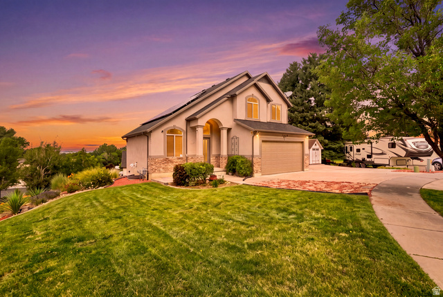 1126 E Benchview Dr — photo