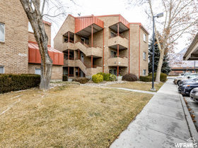 4826 S Highland Cir #211 — photo