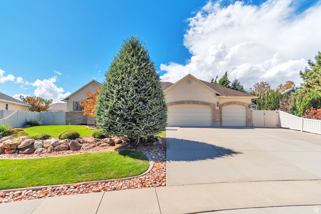 9044 S Pine Laurel Ln — photo