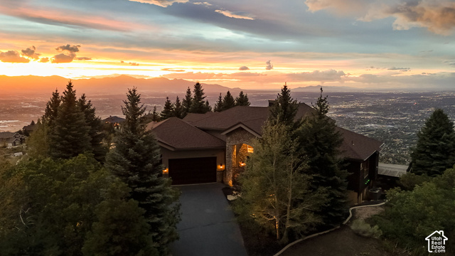 1459 E Meadow Bluff Ln — photo