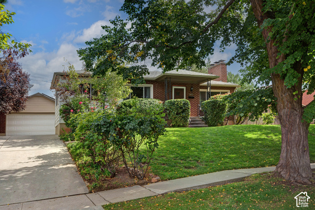 1345 S Yuma St — photo