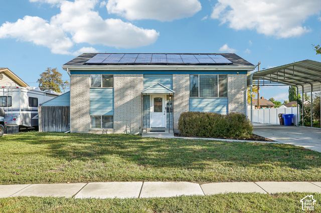 626 W Ivy Dr — photo