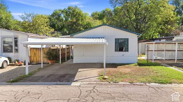 33 E Tiny Wood Dr — photo