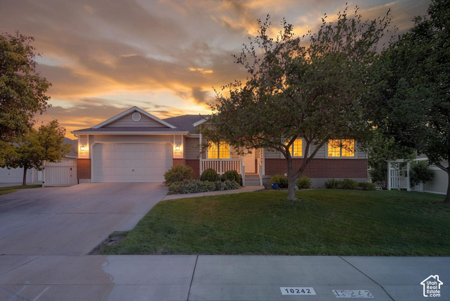 10242 N Redwood Dr — photo