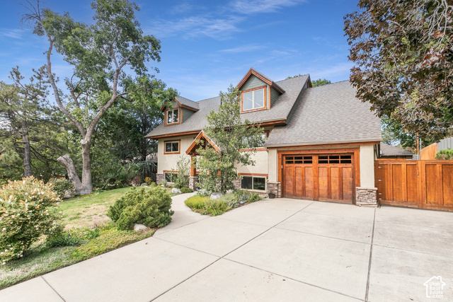2931 E La Joya Dr — photo