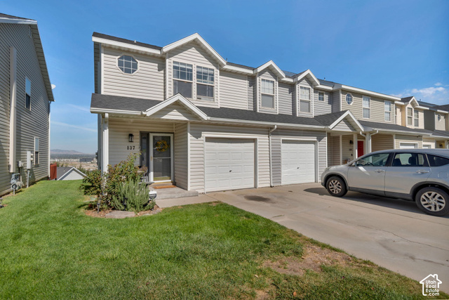 137 E Wayfield Dr — photo