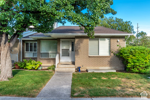 1532 W Cornerstone Dr — photo