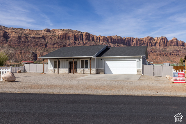 5020 Spanish Valley Dr — photo