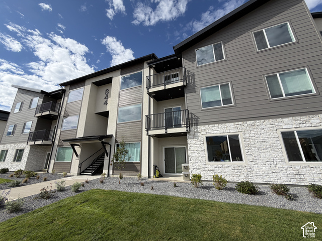 351 E Volunteer Dr #11-204 — photo